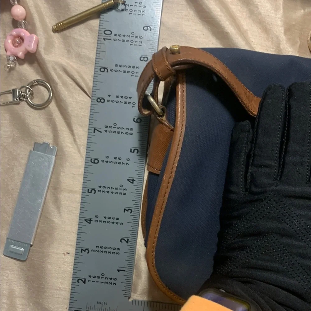 Vintage Burberrys of London Navy and Brown Crossbody Bag - Picture 3 of 11